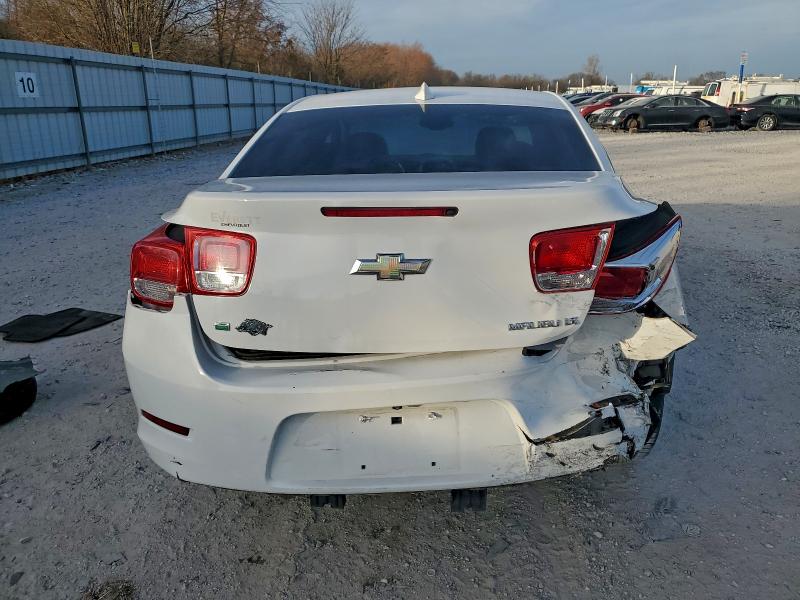 Photo 6 from auction – 2015 CHEVROLET MALIBU 2LT with VIN 1G11D5SL2FF339838