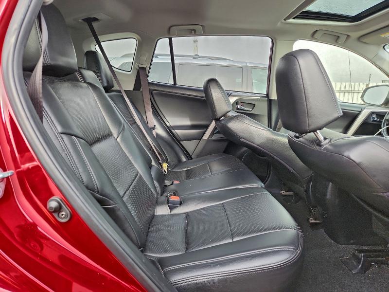 Photo 11 from auction – 2018 TOYOTA RAV4 ADVEN with VIN JTMRFREV0JD229562