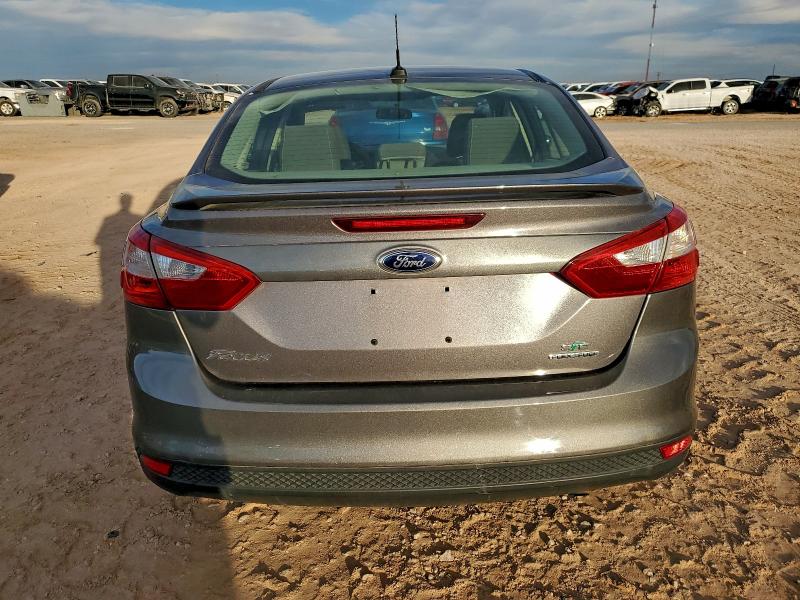 Photo 6 from auction – 2013 FORD FOCUS SE with VIN 1FADP3F21DL128636