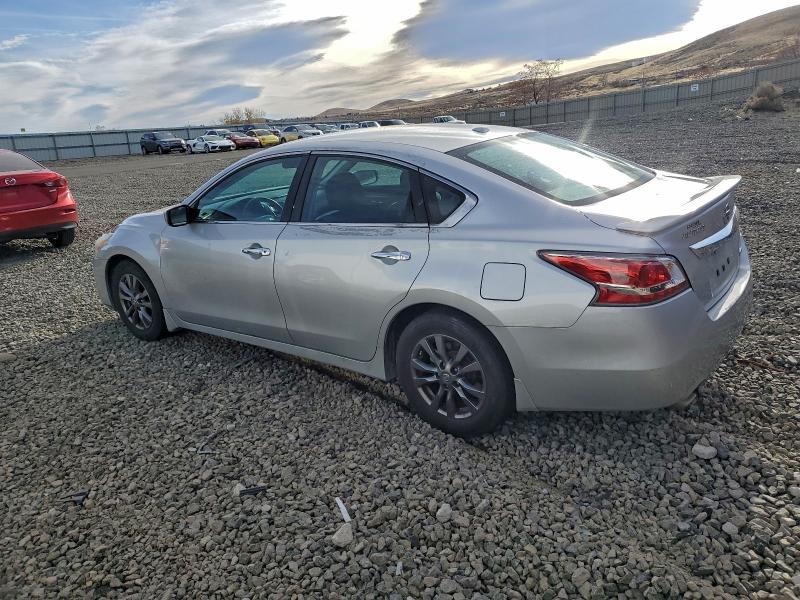 Photo 2 from auction – 2015 NISSAN ALTIMA 2.5 with VIN 1N4AL3AP2FC469726