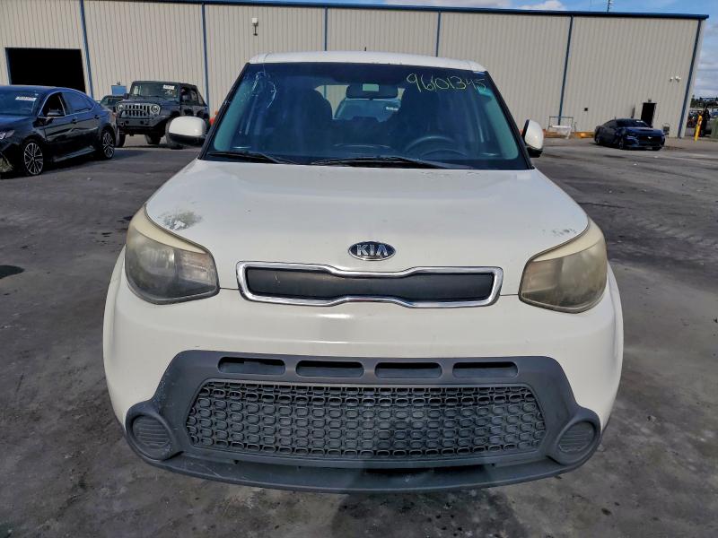 Photo 5 from auction – 2016 KIA SOUL with VIN KNDJN2A22G7284055