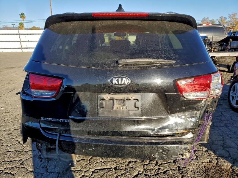 Photo 6 from auction – 2016 KIA SORENTO LX with VIN 5XYPG4A5XGG038562