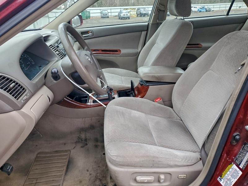 Photo 7 from auction – 2004 TOYOTA CAMRY LE with VIN 4T1BE32K84U321689