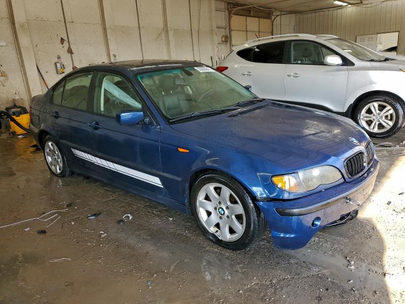 Photo 4 from auction – 2004 BMW 325 I with VIN WBAET37404NJ81484