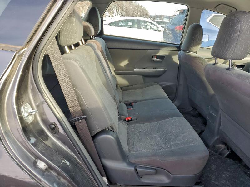 Photo 11 from auction – 2013 TOYOTA PRIUS V with VIN JTDZN3EU0D3232804
