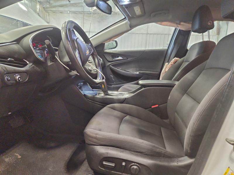 Photo 7 from auction – 2018 CHEVROLET MALIBU LT with VIN 1G1ZD5ST0JF110859