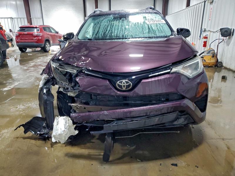 Photo 5 from auction – 2017 TOYOTA RAV4 LE with VIN 2T3BFREV7HW645624