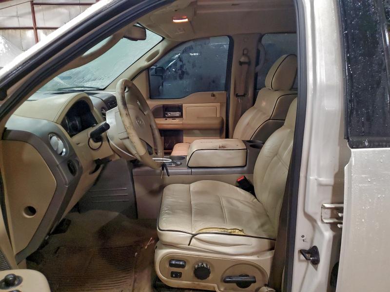 Photo 7 from auction – 2006 LINCOLN MARK LT with VIN 5LTPW18546FJ16503