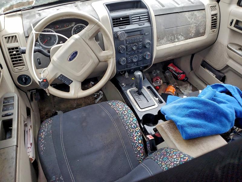 Photo 8 from auction – 2011 FORD ESCAPE XLS with VIN 1FMCU0C71BKB21388