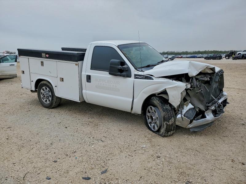Photo 4 from auction – 2012 FORD F250 with VIN 1FDBF2A67CEB55797