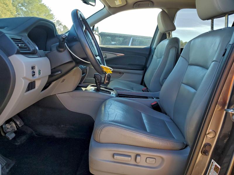 Photo 7 from auction – 2017 HONDA PILOT EXL with VIN 5FNYF5H5XHB016864