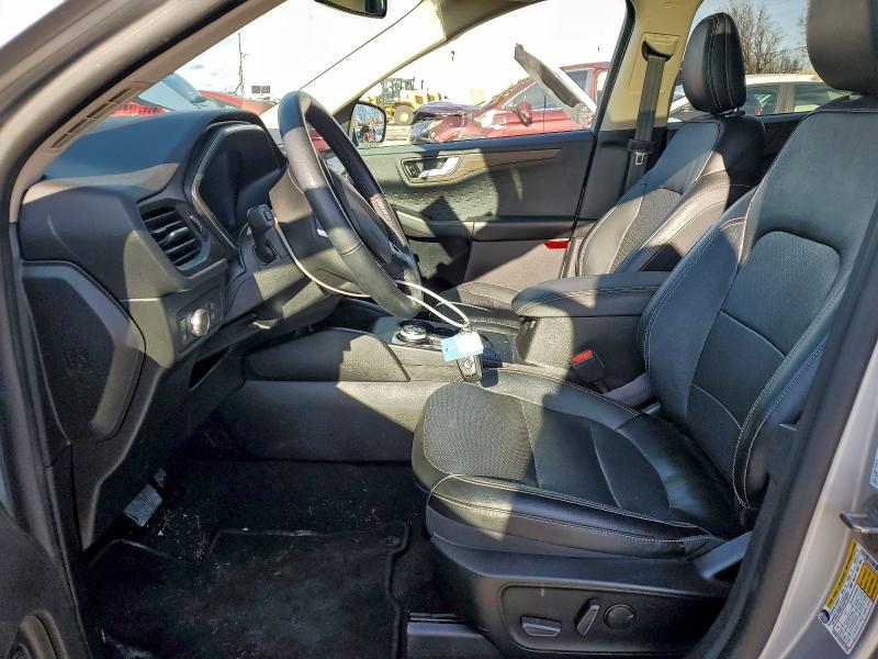 Photo 7 from auction – 2020 FORD ESCAPE TIT with VIN 1FMCU9DZXLUA73304