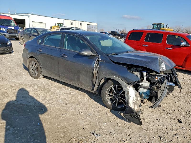 Photo 4 from auction – 2022 KIA FORTE FE with VIN 3KPF24AD5NE445362