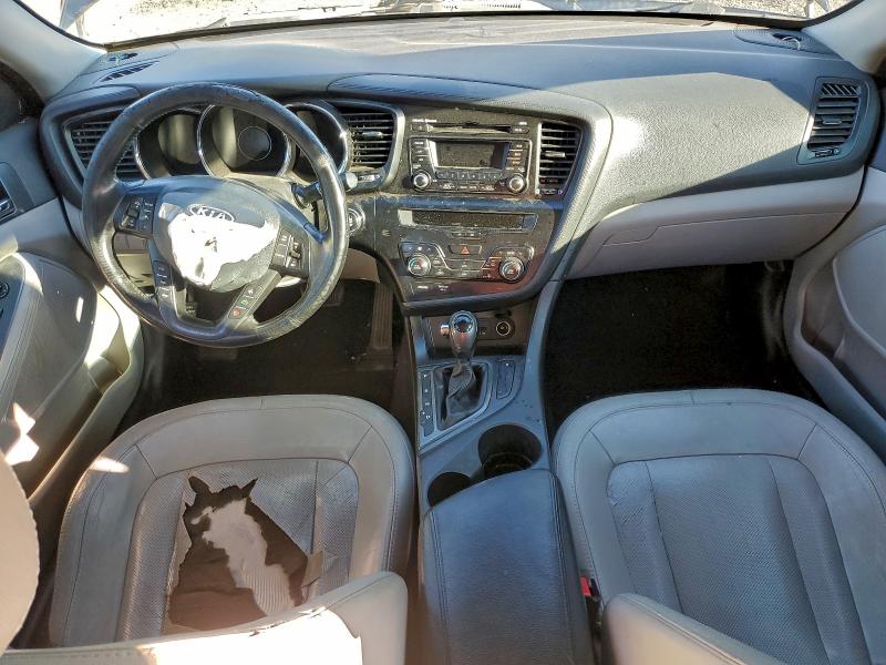 Photo 8 from auction – 2011 KIA OPTIMA EX with VIN KNAGN4A72B5120288