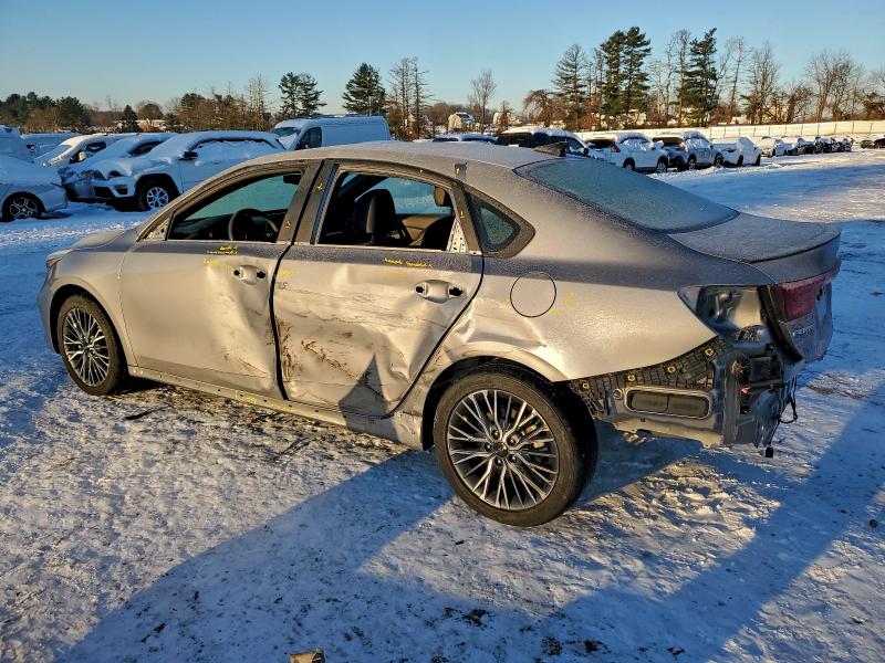 Photo 2 from auction – 2024 KIA FORTE GT L with VIN 3KPF54AD5RE701366