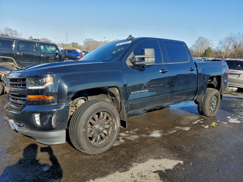 CHEVROLET SILVERADO 2018 with VIN 3GCUKREC3JG541950 - Photo from auction