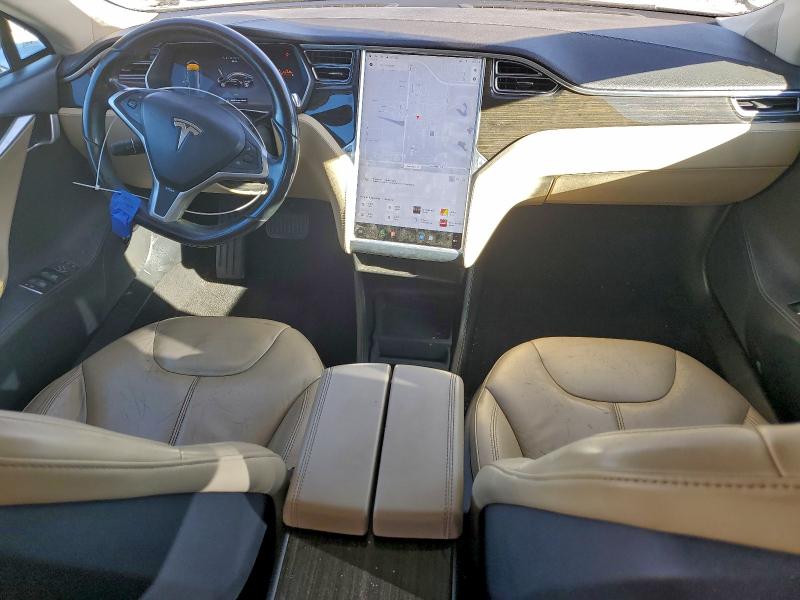 Photo 8 from auction – 2014 TESLA MODEL S with VIN 5YJSA1H17EFP52666