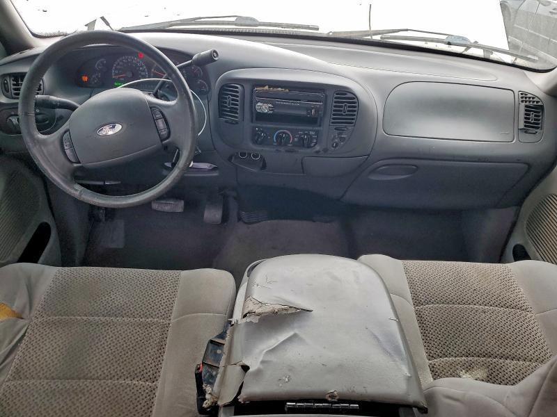 Photo 8 from auction – 2002 FORD F150 with VIN 1FTRX17WX2NB90804