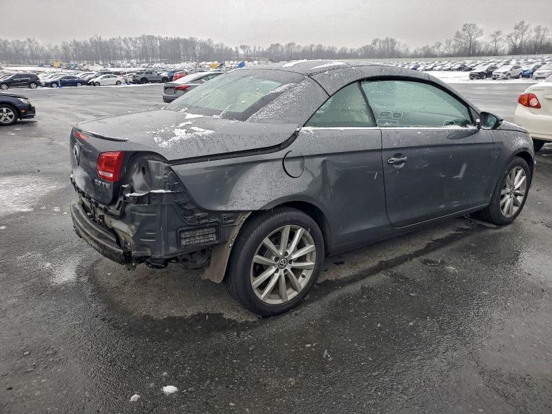 Снимка 3 от търг – 2015 VOLKSWAGEN 2S с VIN WVWBW8AH8FV005520