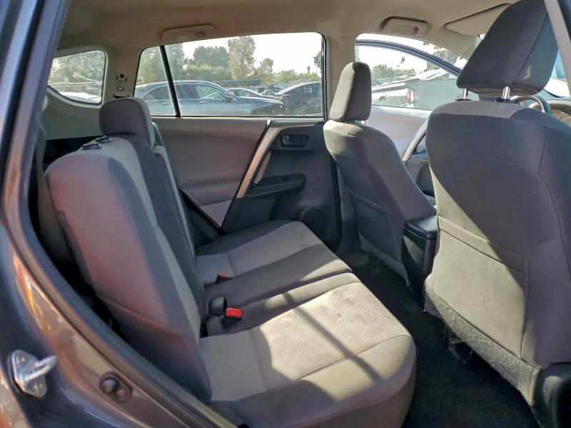 Photo 11 from auction – 2013 TOYOTA RAV4 LE with VIN 2T3ZFREV6DW016252