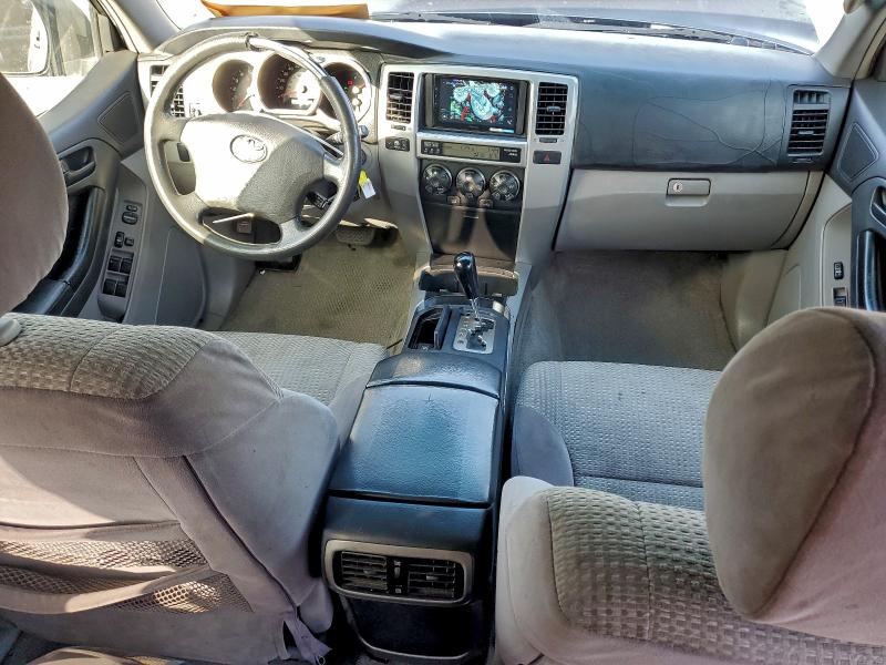 Photo 8 from auction – 2005 TOYOTA 4RUNNER SR with VIN JTEZU14R550063866
