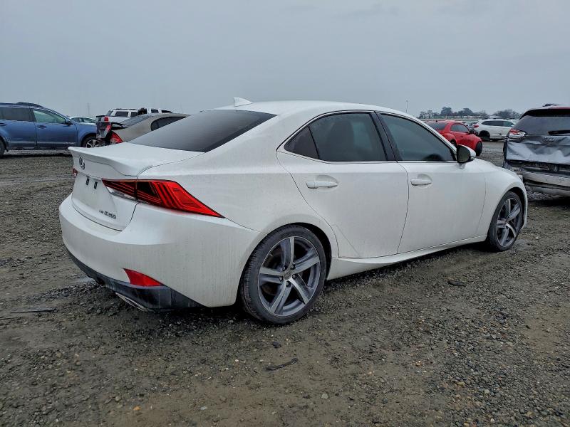 Photo 3 from auction – 2018 LEXUS IS 300 with VIN JTHC81D21J5028237