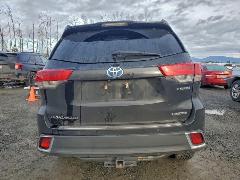 Photo 6 from auction – 2017 TOYOTA HIGHLANDER with VIN 5TDDGRFH4HS034689