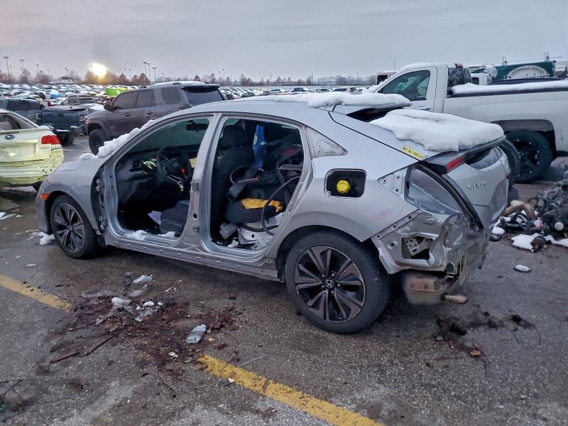 Photo 2 from auction – 2017 HONDA CIVIC EX with VIN SHHFK7H58HU220396