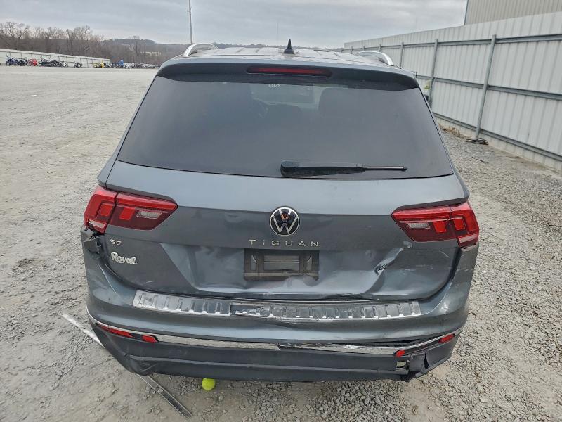 Photo 6 from auction – 2024 VOLKSWAGEN TIGUAN SE with VIN 3VV3B7AX7RM014792