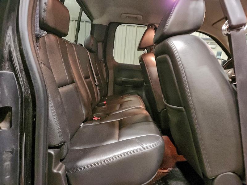 Photo 10 from auction – 2008 GMC SIERRA K15 with VIN 2GTEK190981325075