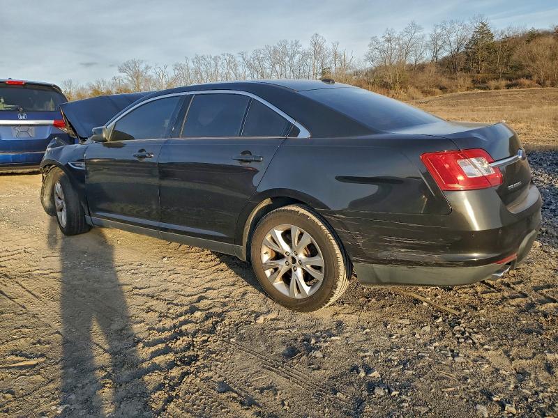 Photo 2 from auction – 2010 FORD TAURUS SEL with VIN 1FAHP2EW9AG123219