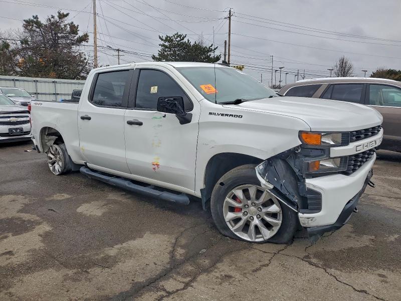 Photo 4 from auction – 2021 CHEVROLET SILVERADO with VIN 1GCPYBEH0MZ191888