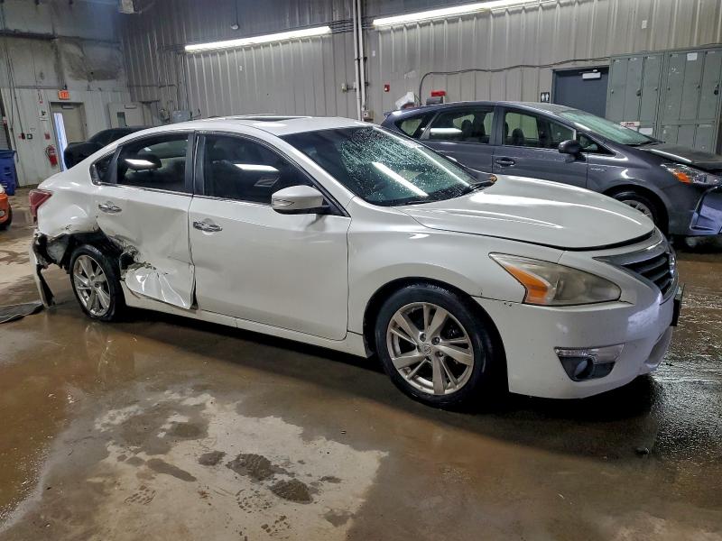 Photo 4 from auction – 2013 NISSAN ALTIMA 2.5 with VIN 1N4AL3AP0DN563203