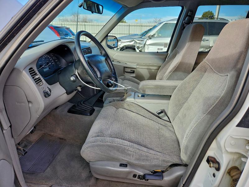 Photo 7 from auction – 1997 FORD EXPLORER with VIN 1FMDU34X4VZC35580