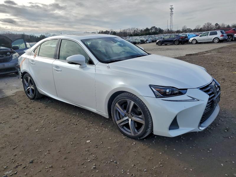 Photo 4 from auction – 2019 LEXUS IS 300 with VIN JTHC81D26K5033936