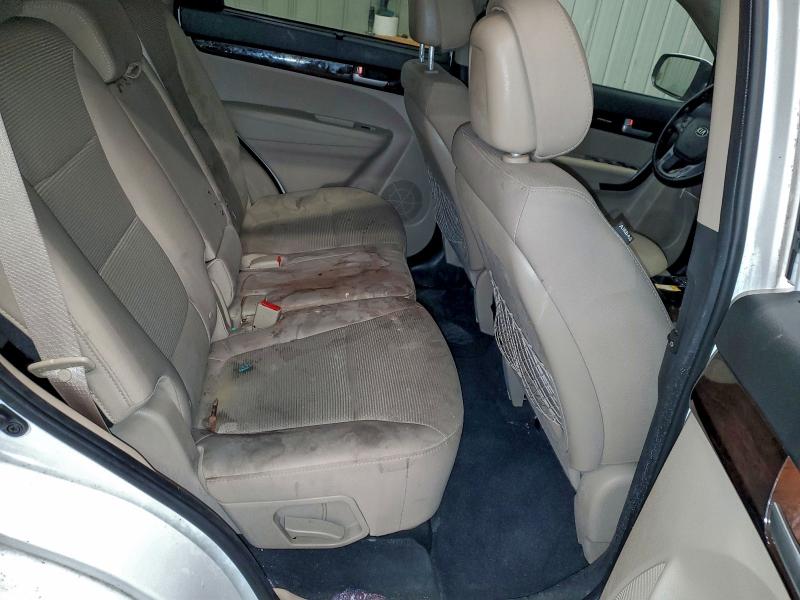 Photo 11 from auction – 2015 KIA SORENTO with VIN 5XYKTDA79FG567443