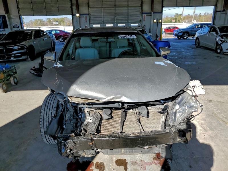 Photo 5 from auction – 2017 TOYOTA CAMRY LE with VIN 4T1BF1FK6HU699401