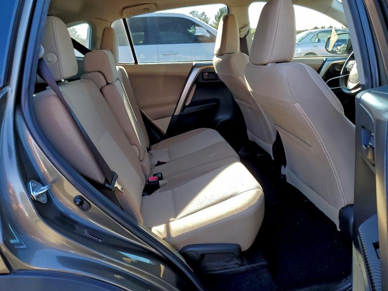 Photo 10 from auction – 2013 TOYOTA RAV4 XLE with VIN JTMRFREV1DD044179