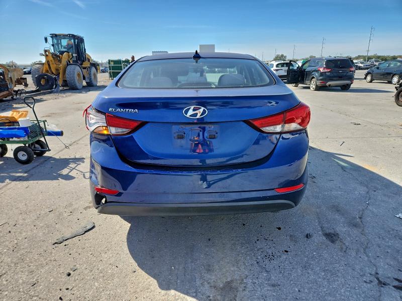 Photo 6 from auction – 2016 HYUNDAI ELANTRA SE with VIN 5NPDH4AE3GH683496