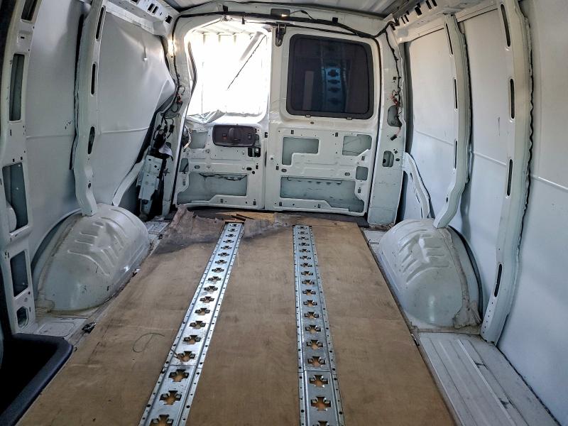 Photo 10 from auction – 2018 CHEVROLET EXPRESS G2 with VIN 1GCWGAFP7J1314658