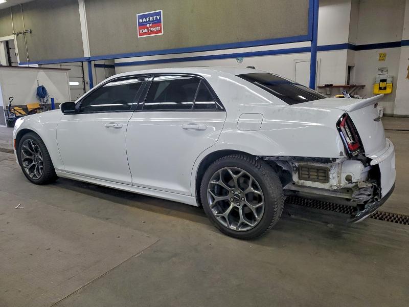 Photo 2 from auction – 2017 CHRYSLER 300 S with VIN 2C3CCABT2HH639106