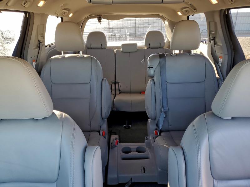 Photo 10 from auction – 2017 TOYOTA SIENNA with VIN 5TDYZ3DC3HS816725