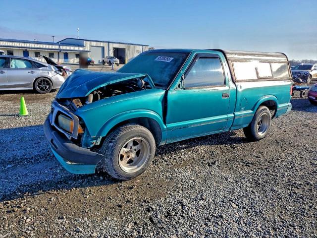 GMC SONOMA 1996 with VIN 1GTCS1445TK515269 - Photo from auction