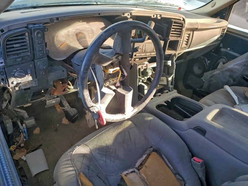 Photo 8 from auction – 2003 GMC YUKON with VIN 1GKEK13T13J174626