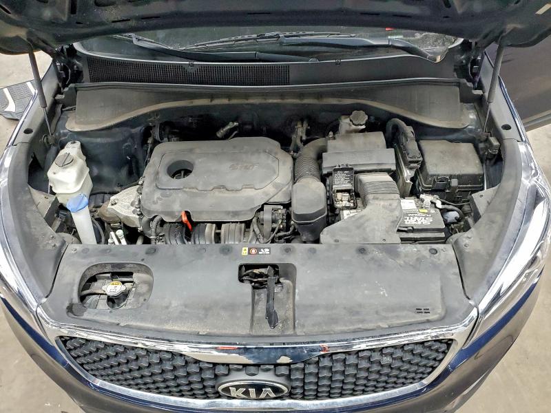 Photo 12 from auction – 2016 KIA SORENTO LX with VIN 5XYPGDA33GG168780