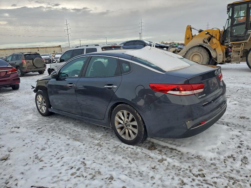 Photo 2 from auction – 2017 KIA OPTIMA LX with VIN 5XXGT4L33HG173041