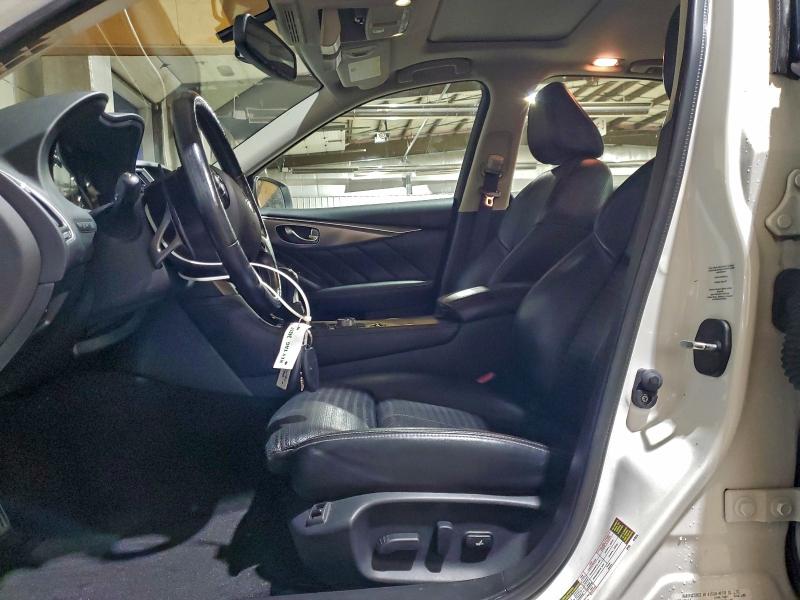 Photo 7 from auction – 2015 INFINITI Q50 BASE with VIN JN1BV7AR9FM403219