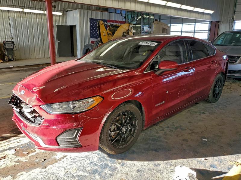 FORD FUSION SE 2019 with VIN 3FA6P0LU1KR187990 - Photo from auction