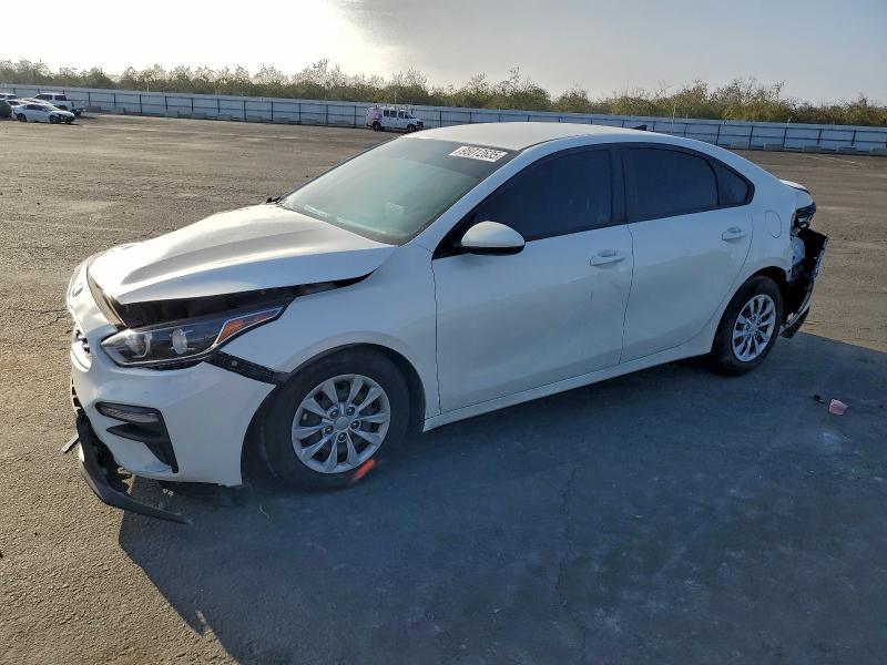KIA FORTE FE 2021 with VIN 3KPF24AD1ME311253 - Photo from auction