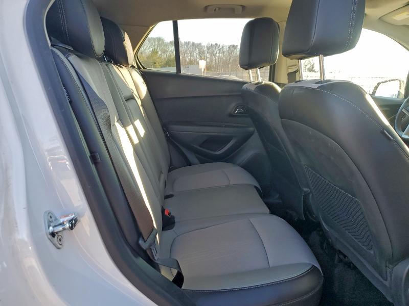 Photo 11 from auction – 2015 CHEVROLET TRAX 1LT with VIN KL7CJLSB9FB099776
